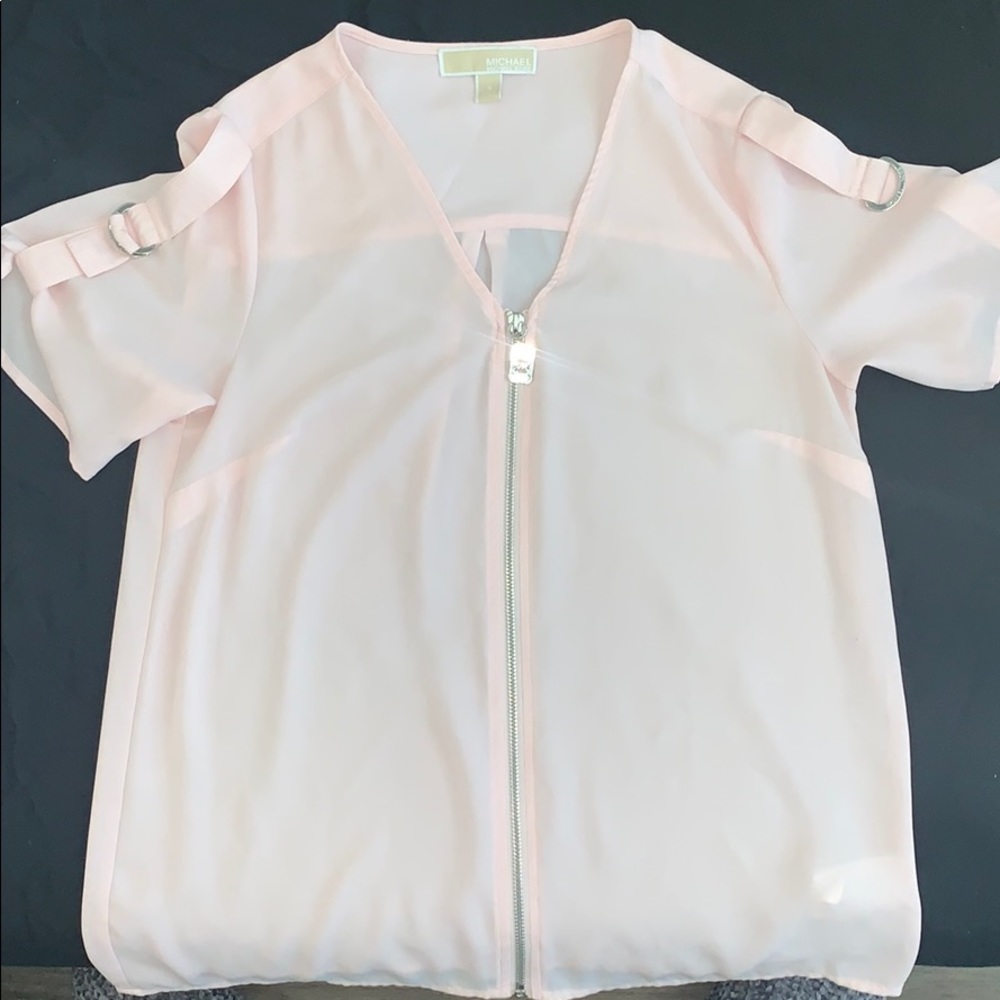 Blouse with functional zipper